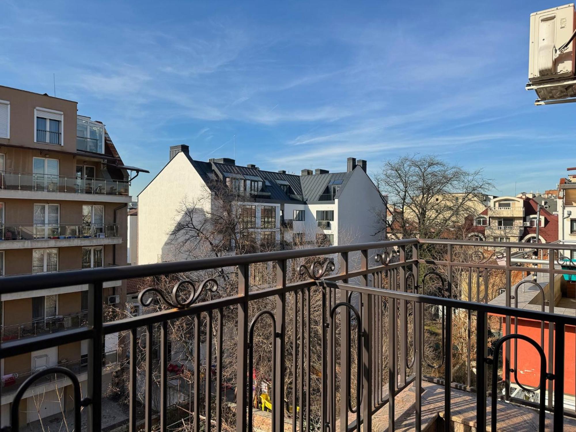Апартамент Sofia Top Central Apartments София